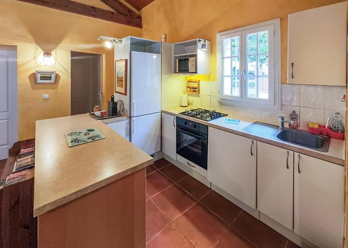 Awesome In Ferienhaus Ferrieres-Poussarou